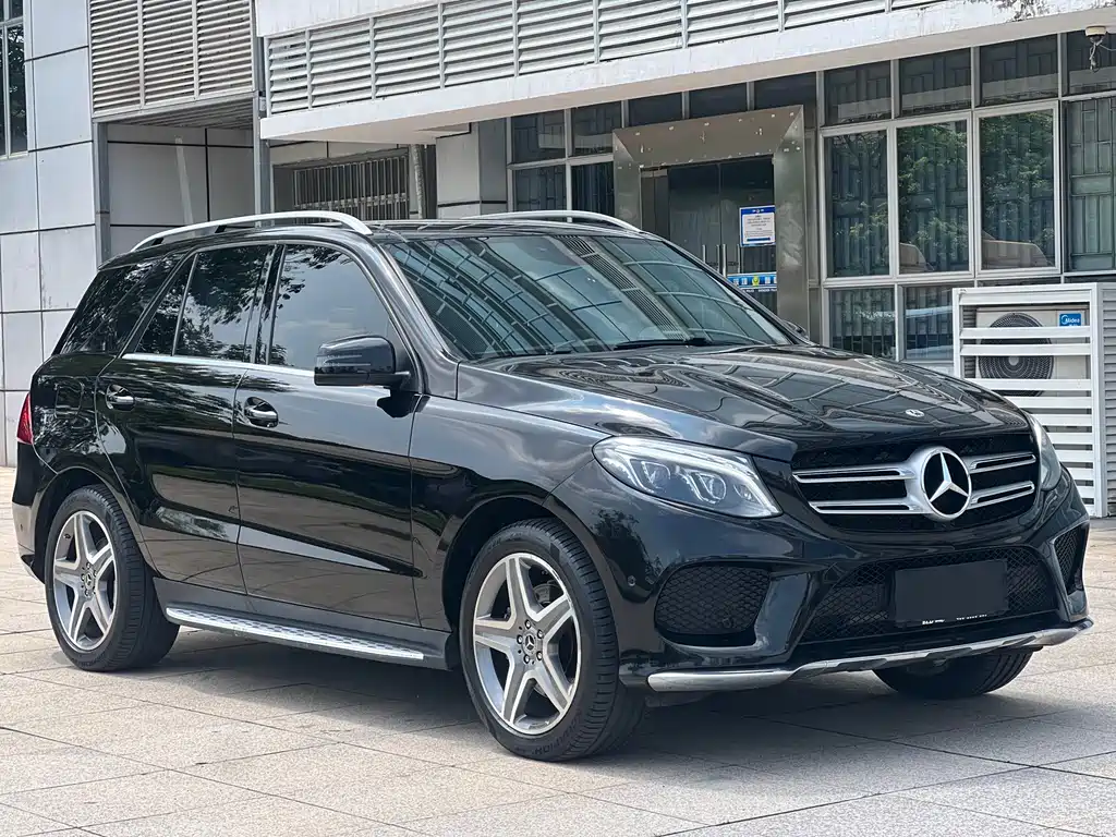 Mercedes-Benz GLE 2018 — фото 3