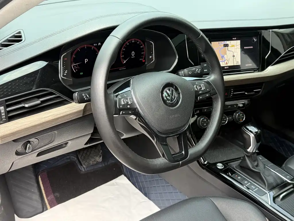Volkswagen Passat 2019 — фото 6