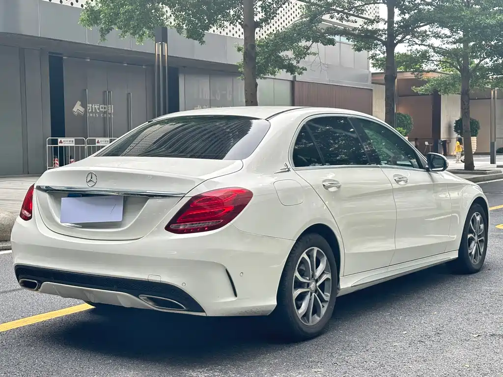 Mercedes-Benz C-Class 2016 — фото 15