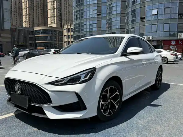 MG MG5 2021