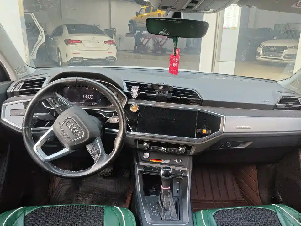 Audi Q3 2021