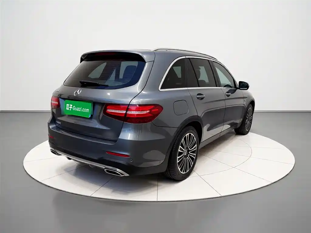 Mercedes-Benz GLC 2018 — фото 6