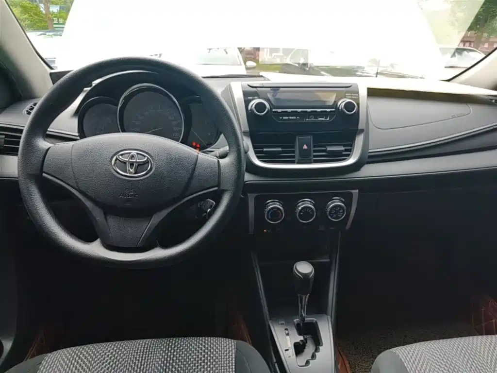Toyota Vios FS 2018 — фото 10