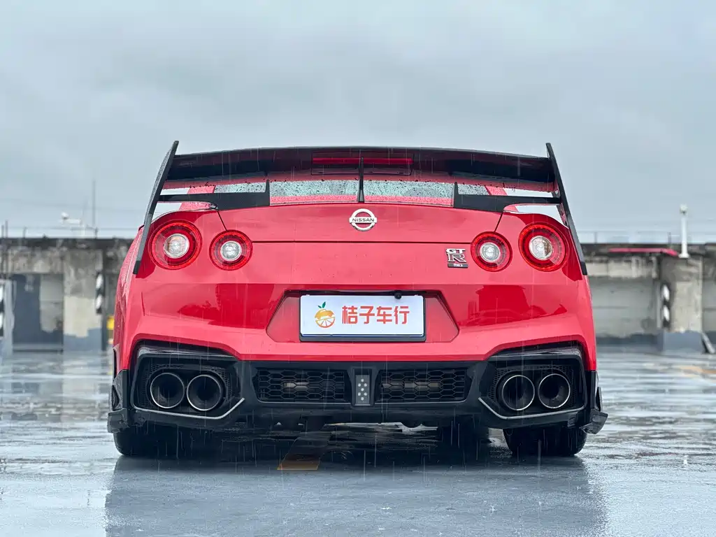 Nissan GT-R 2012 — фото 5