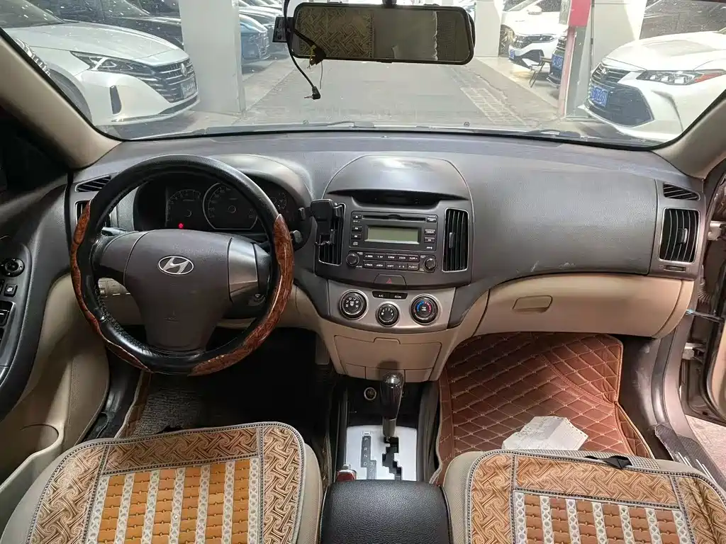 Hyundai Elantra 2014