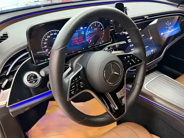 Mercedes-Benz E-Class 2025