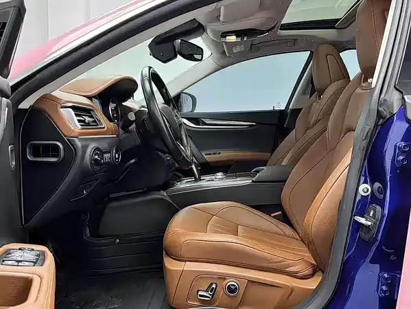 Maserati Ghibli 2022