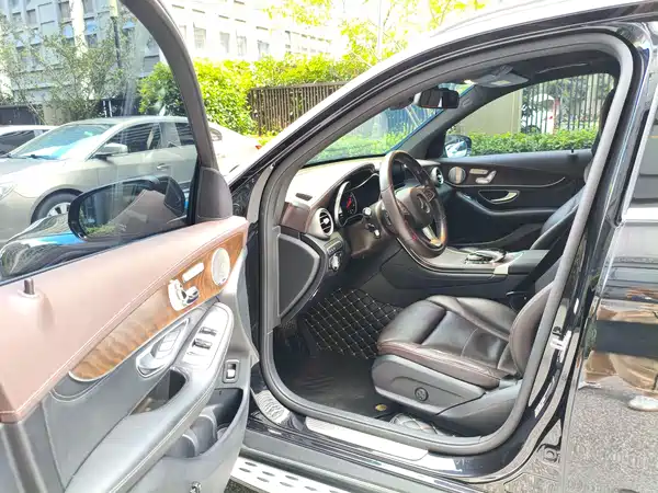 Mercedes-Benz GLC 2019