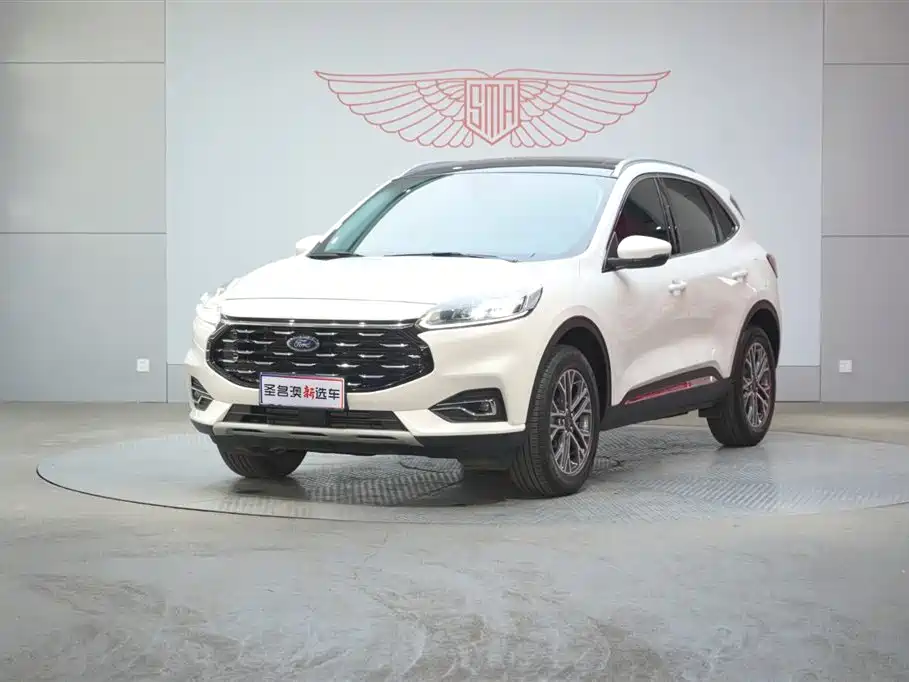 Ford Escape 2023 — фото 1