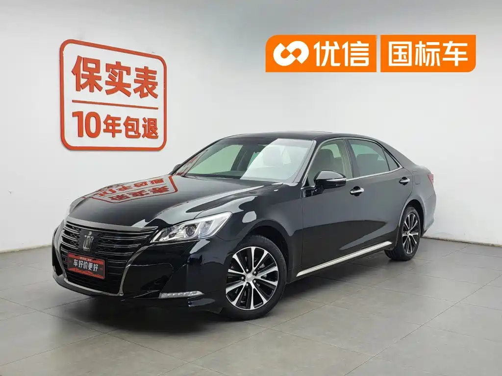 Toyota Crown 2018