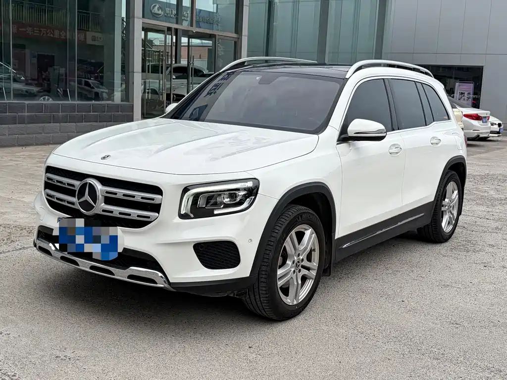 Mercedes-Benz GLB 2022 — фото 1