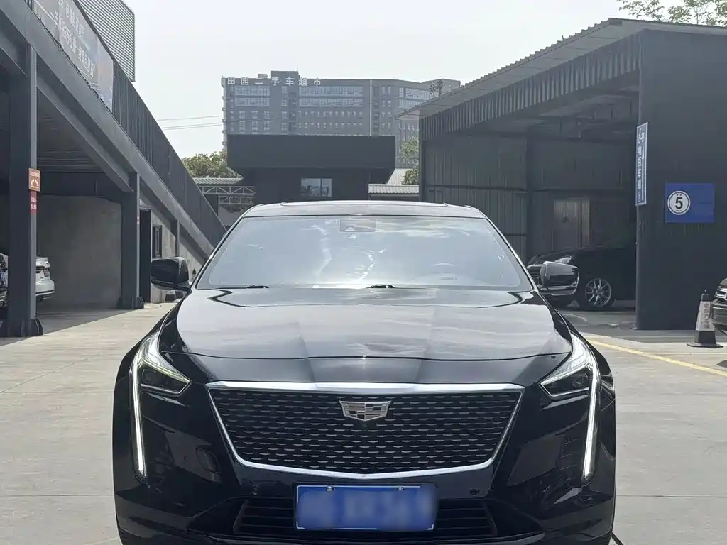 Cadillac CT6 2019 — фото 2
