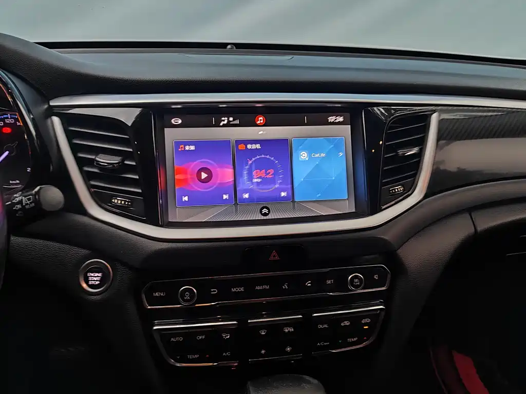 GAC Motor Trumpchi GS7 2018 — фото 15