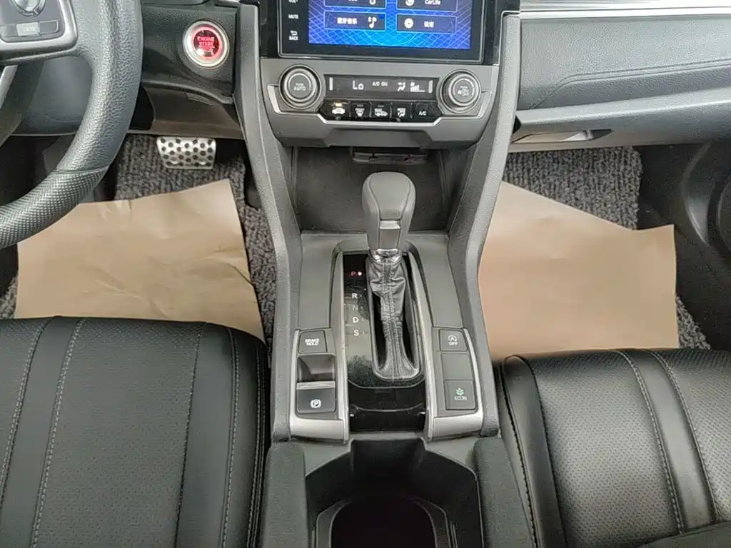 Honda Civic 2020 — фото 14