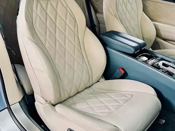 Bentley Continental 2012