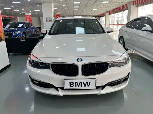BMW 3 Series GT 2019