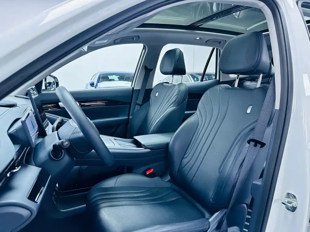 Geely Galaxy E5 2025 — фото 10