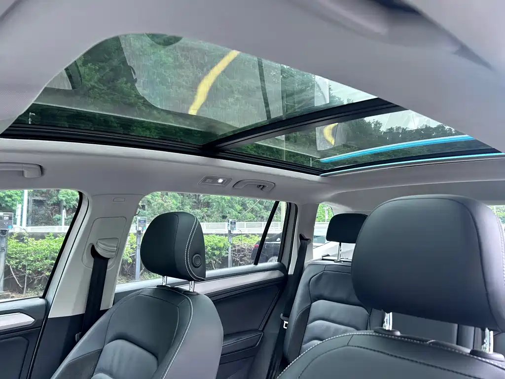 Volkswagen Tiguan L 2019 — фото 11