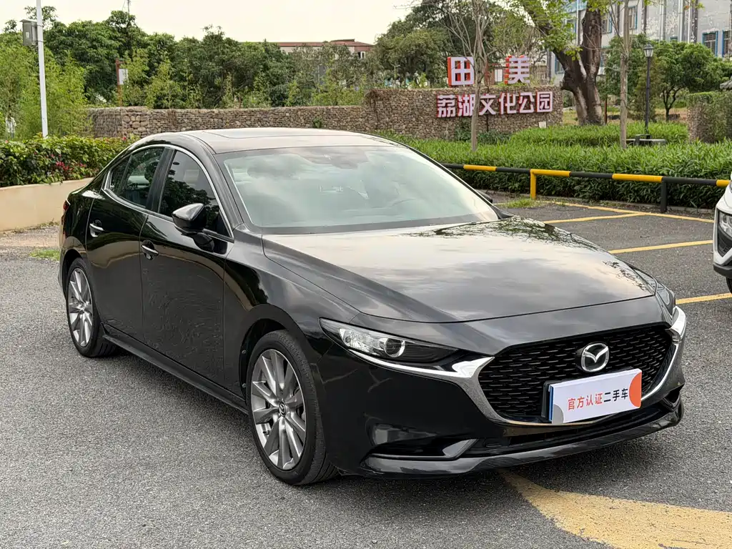 Mazda 3 Axela 2020