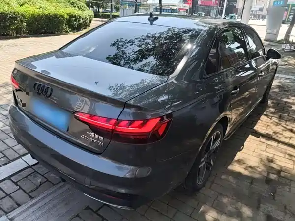 Audi A4L 2022