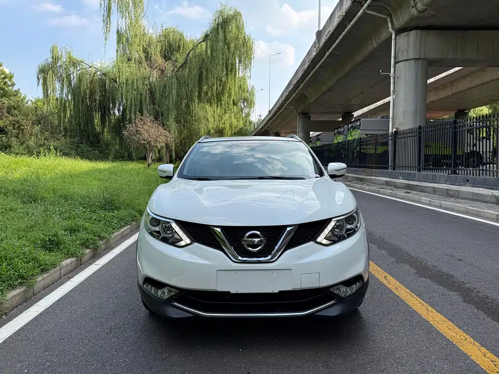 Nissan Qashqai 2018 — фото 2