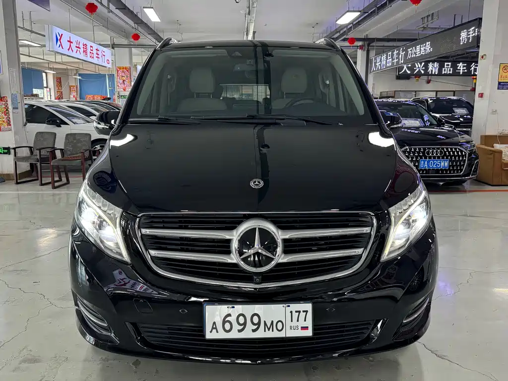 Mercedes-Benz V-Class 2017 — фото 2