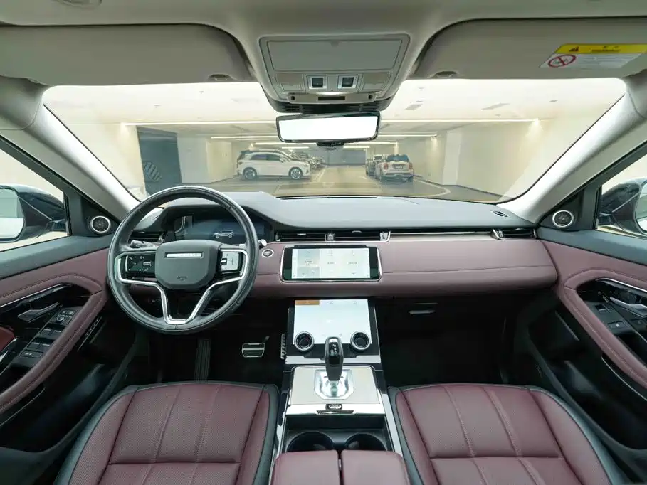 Land Rover Range Rover Evoque 2023 — фото 19