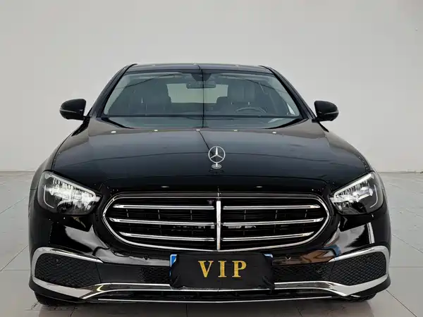 Mercedes-Benz E-Class 2023