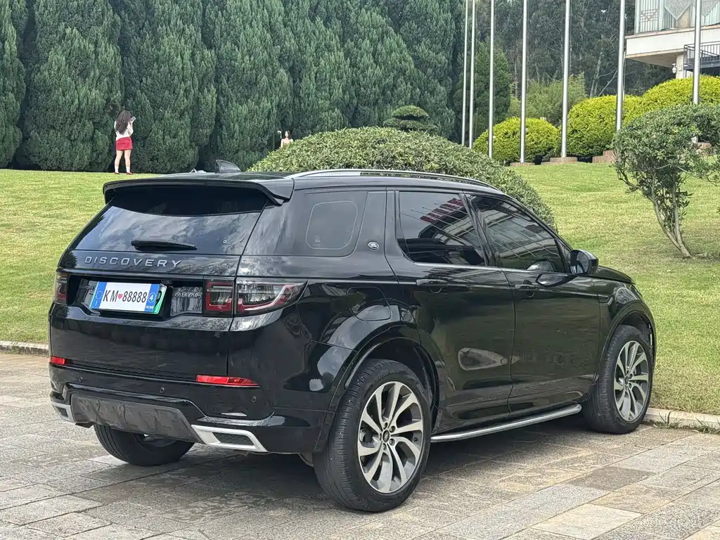 Land Rover Discovery Sport Hybrid 2023 — фото 8