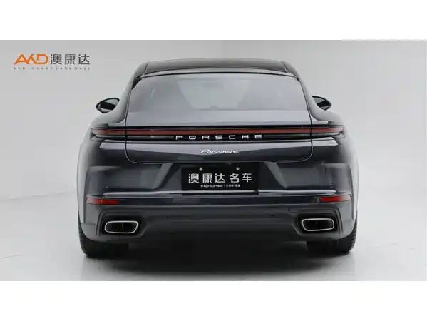 Porsche Panamera 2024