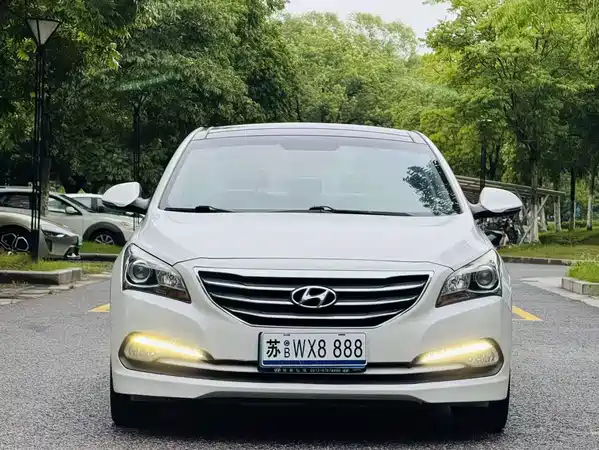 Hyundai Mistra 2015