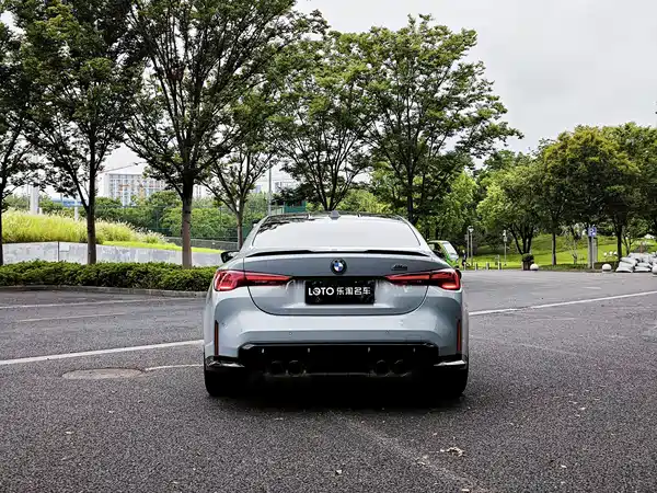 BMW M4 2024