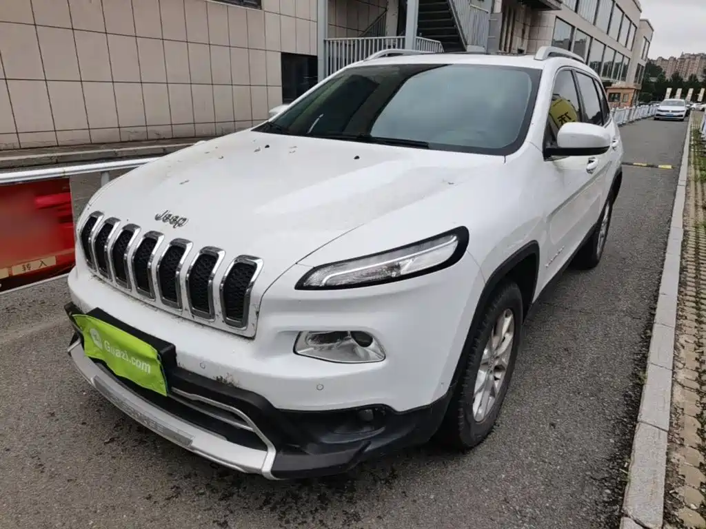 Jeep Cherokee 2016