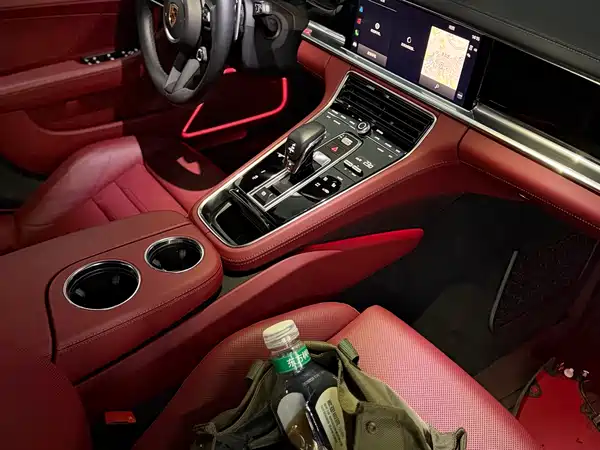 Porsche Panamera 2022