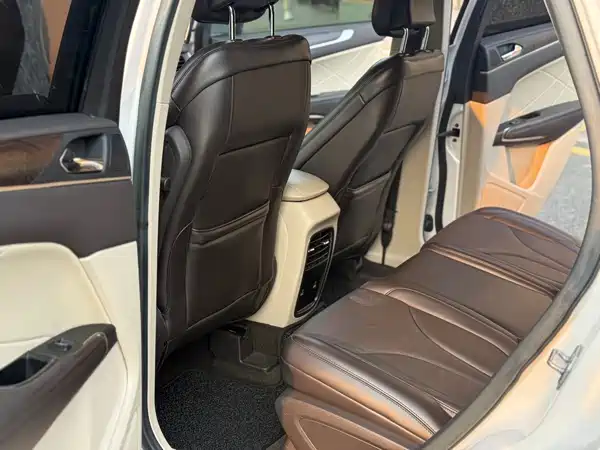 Lincoln MKC 2019