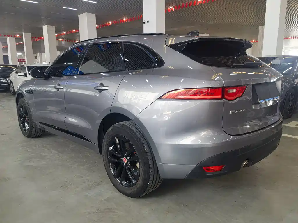 Jaguar F-PACE 2020 — фото 6
