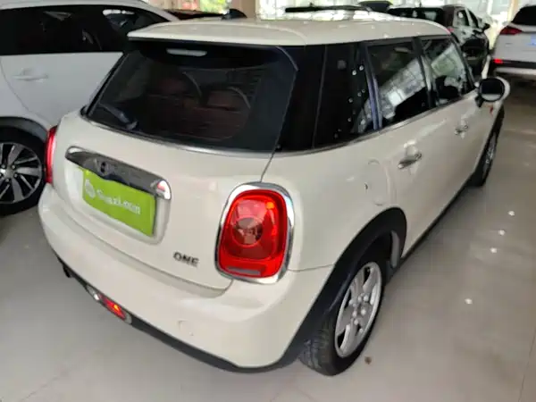 MINI MINI 2018