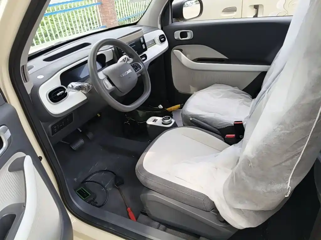 Geely Galaxy Panda 2026 — фото 15