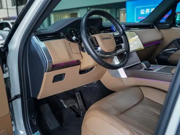 Land Rover Range Rover 2024