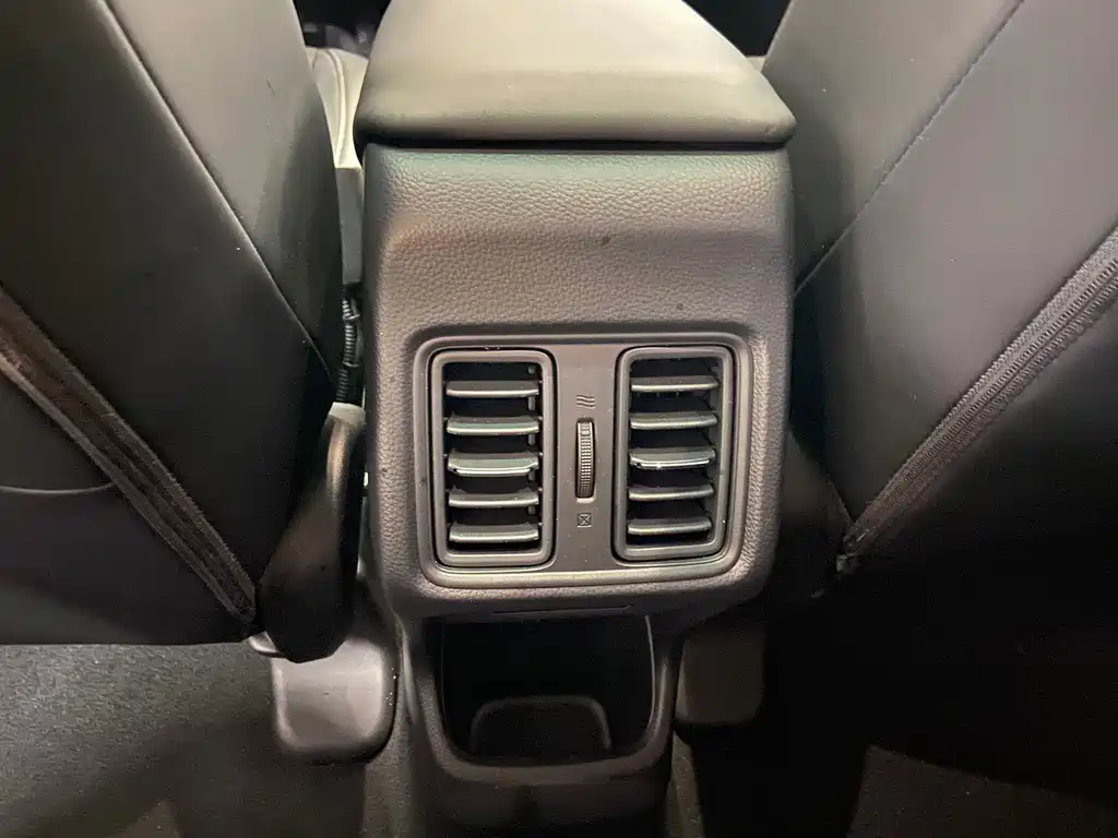 Honda Vezel 2023 — фото 24