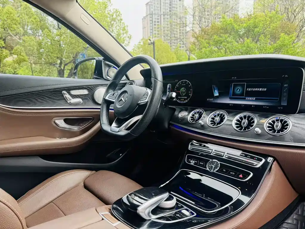 Mercedes-Benz E-Class 2017 — фото 8