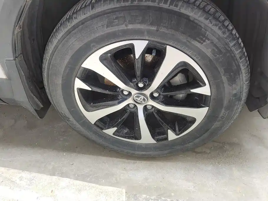 Toyota RAV4 2018