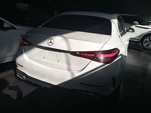 Mercedes-Benz C-Class 2022