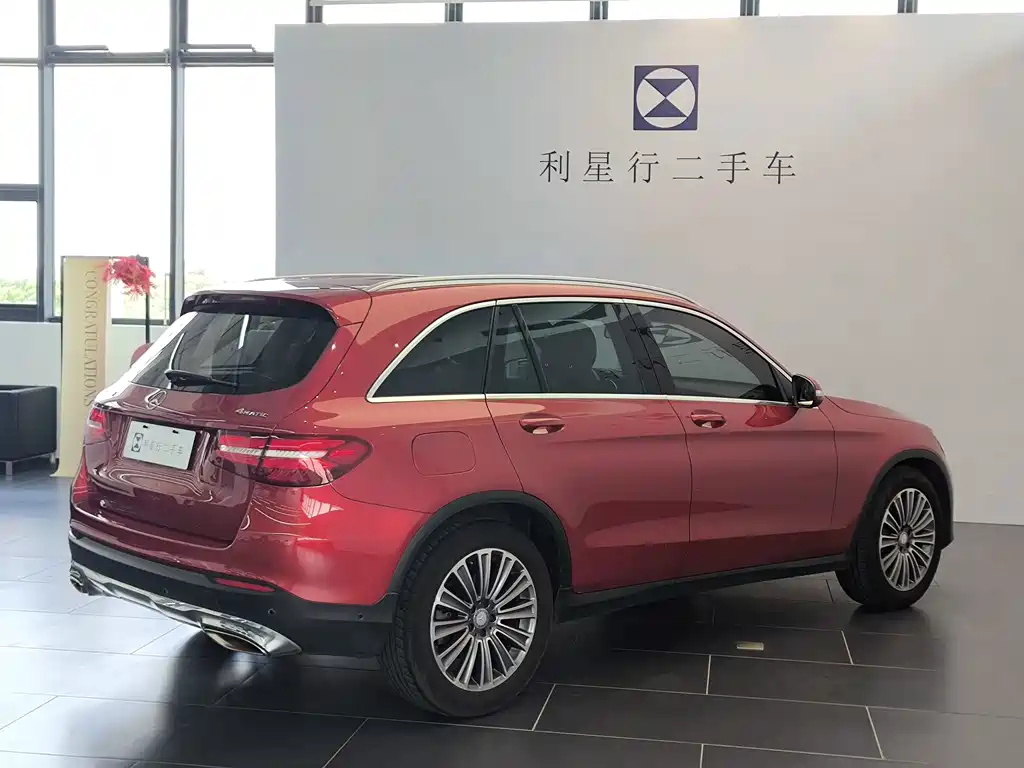 Mercedes-Benz GLC 2017 — фото 10