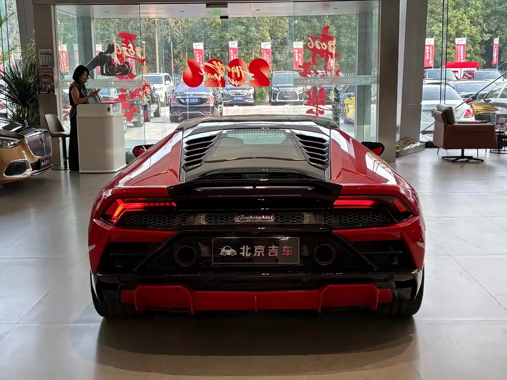 Lamborghini Huracan 2021 — фото 23