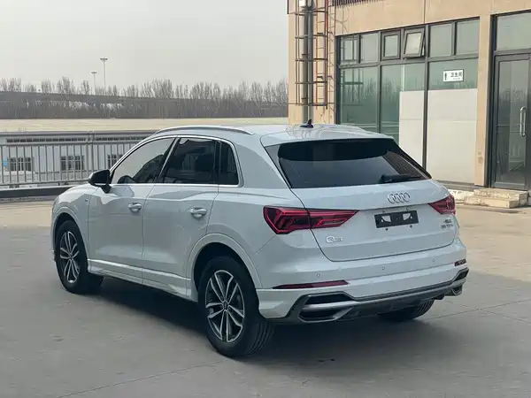 Audi Q3 2022