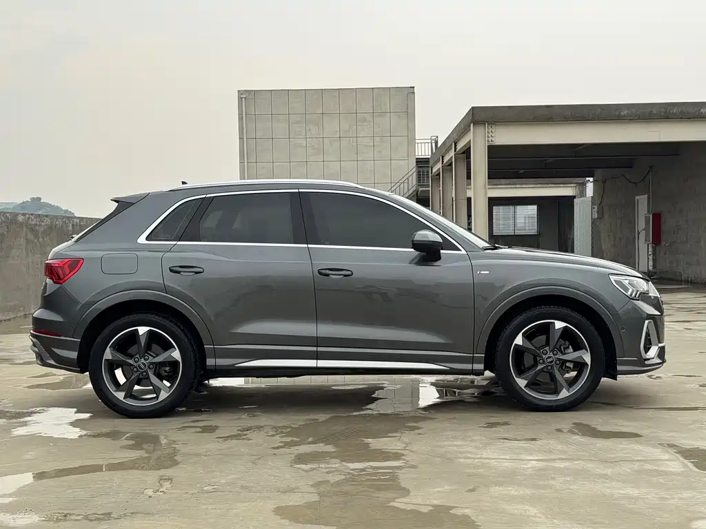 Audi Q3 2022