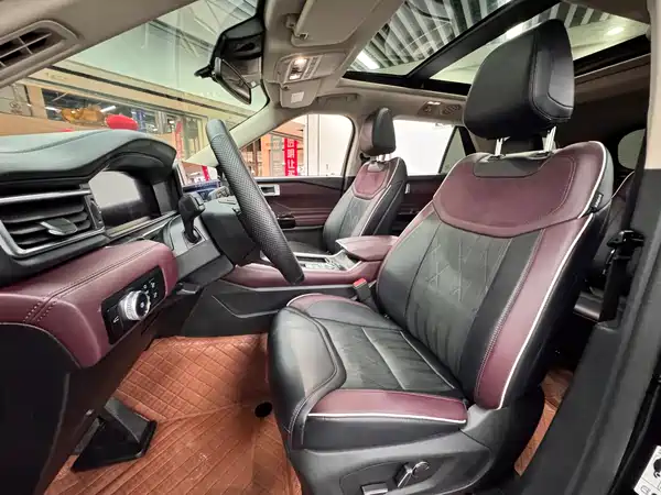 Ford Explorer 2023