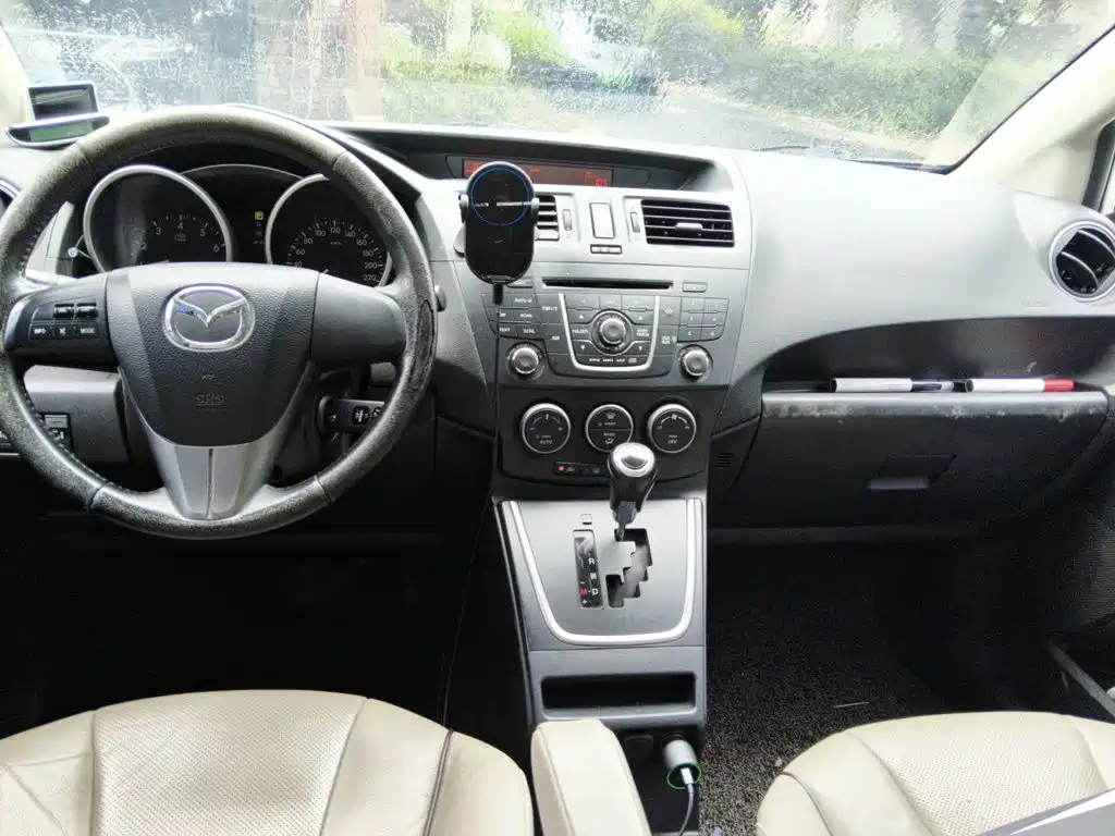 Mazda 5 2014 — фото 13