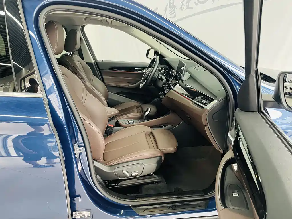 BMW X1 2022 — фото 12